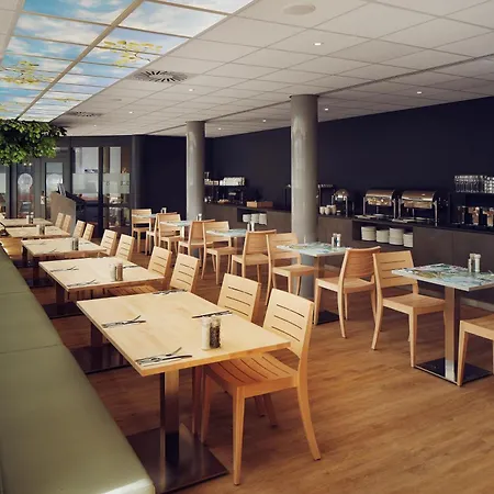 Inntel Centre 4*