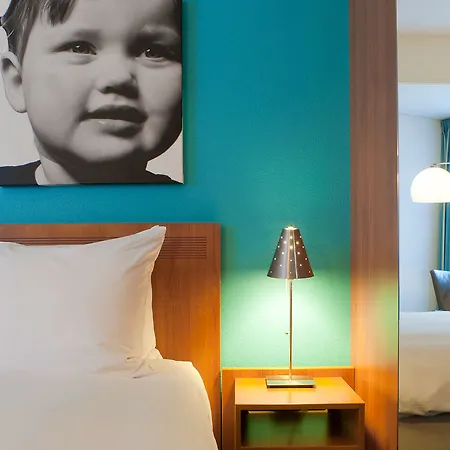 Inntel Centre 4*