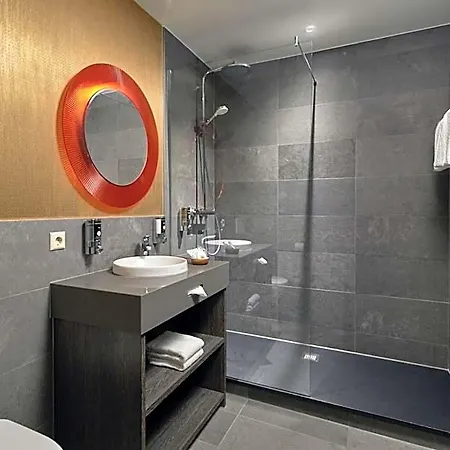 Inntel Centre Hotel