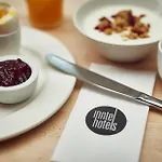 מלון Inntel Centre