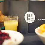 Inntel Centre מלון