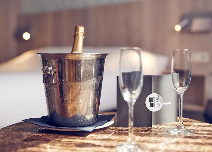 Hotel Inntel Centre 4*